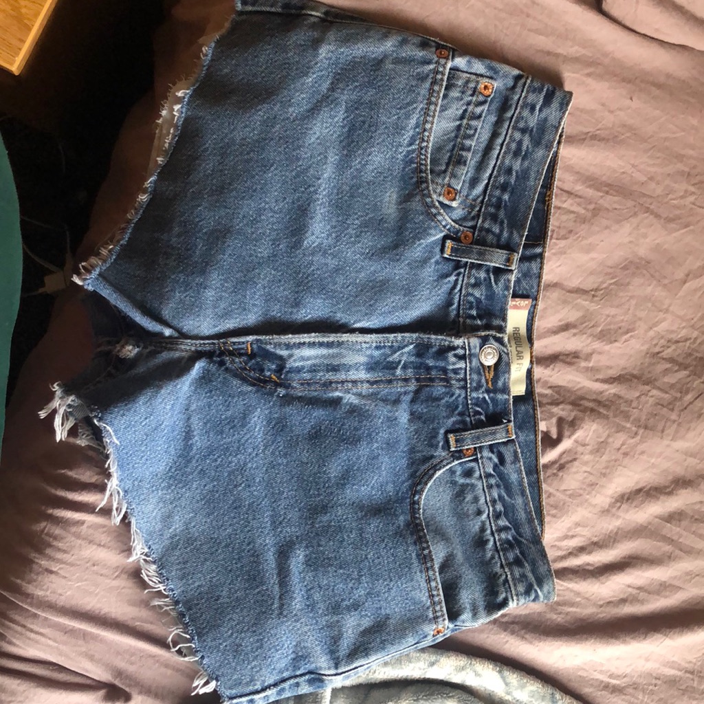 Levi’s Basic Denim Short
